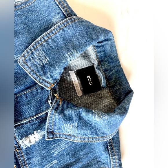 Urban Outfitters BDG Vest UO Women Distressed Denim Sleeveless Jeans Jacket M - Picture 5 of 16